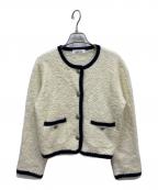 ARPEGE STORYアルページュストーリー）の古着「エンブレムブローチ付配色ニットジャケット」｜ホワイト