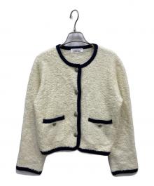 ARPEGE STORY（アルページュストーリー）の古着「エンブレムブローチ付配色ニットジャケット」｜ホワイト