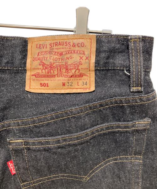 LEVI'S（リーバイス）LEVI'S (リーバイス) 先染めデニムパンツ ブラック サイズ:W32×L34の古着・服飾アイテム