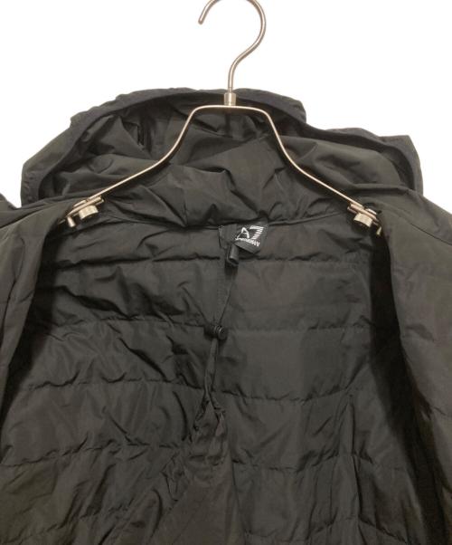 EA7（イーエーセブン）EA7 (イーエーセブン) Premium Shield パッカブルフードダウンジャケット ブラック サイズ:Ｍの古着・服飾アイテム
