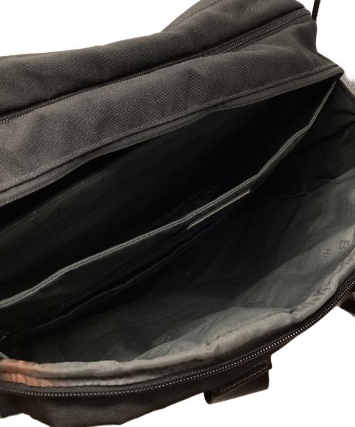 TUMI（トゥミ）TUMI (トゥミ) TRANSPORT BUSINESS M3 BRIEF（トランスポート ビジネス Ｍ3 ブリーフ） ブラックの古着・服飾アイテム