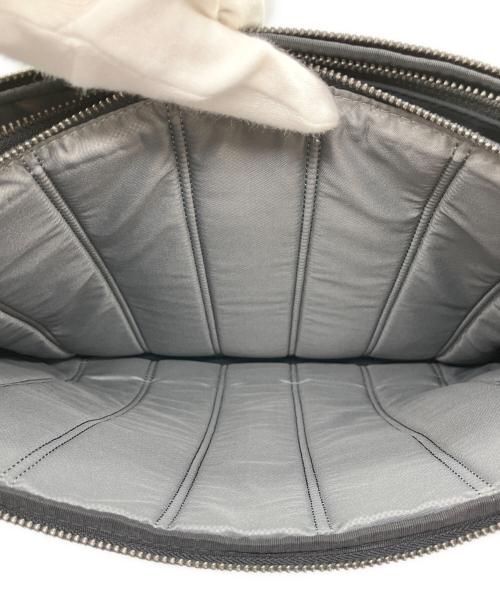 TUMI（トゥミ）TUMI (トゥミ) Thornberry triple compartment brief ブラックの古着・服飾アイテム