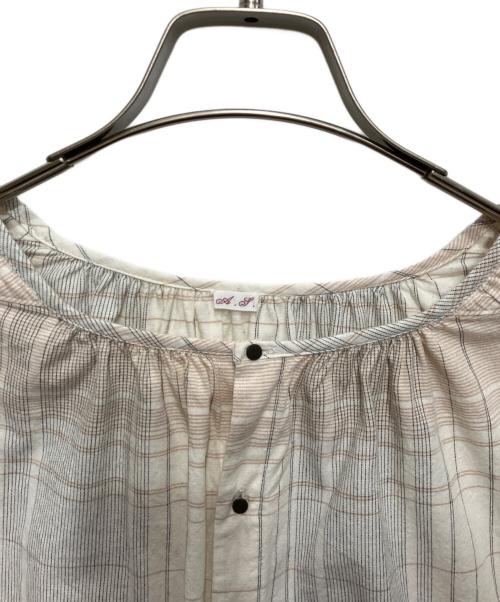 ARTS&SCIENCE（アーツアンドサイエンス）ARTS&SCIENCE (アーツアンドサイエンス) チュニック ベージュ サイズ:1の古着・服飾アイテム