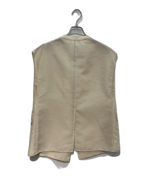 STUNNING LURE（スタニングルアー）STUNNING LURE (スタニングルアー) シアースリーブレスジャケット オフホワイト 未使用品の古着・服飾アイテム