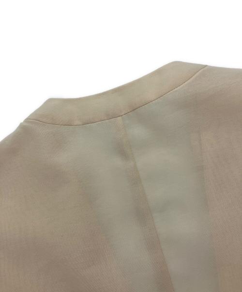 STUNNING LURE（スタニングルアー）STUNNING LURE (スタニングルアー) シアースリーブレスジャケット オフホワイト 未使用品の古着・服飾アイテム