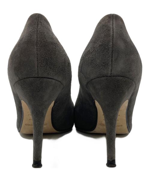 sergio rossi（セルジオロッシ）sergio rossi (セルジオロッシ) ポインテッドトゥプレートパンプス ブラウン サイズ:37の古着・服飾アイテム