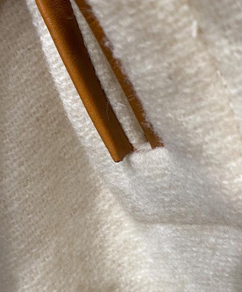 JIL SANDER+（ジルサンダープラス）JIL SANDER+ (ジルサンダープラス) タッセルガウンコート アイボリー サイズ:Uの古着・服飾アイテム