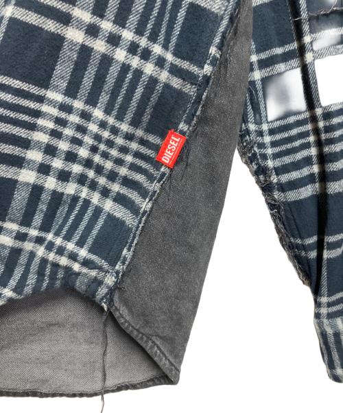 DIESEL（ディーゼル）DIESEL (ディーゼル) Timberland (ティンバーランド) デニム切替シャツ ネイビー サイズ:Lの古着・服飾アイテム
