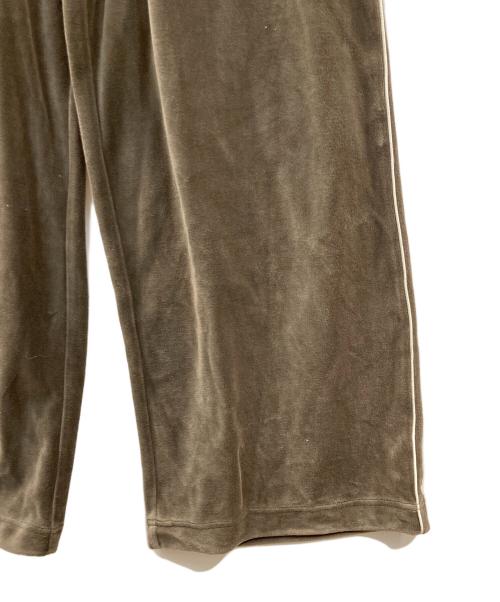 GOD SELECTION XXX（ゴッド セレクション トリプルエックス）GOD SELECTION XXX (ゴッドセレクショントリプルエックス) VELOUR LONG PANTS ベロアパンツ オリーブ サイズ:Freeの古着・服飾アイテム