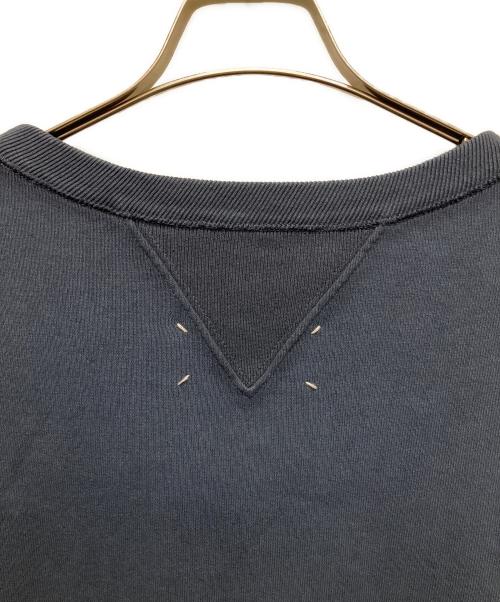 Maison Margiela（メゾンマルジェラ）Maison Margiela (メゾンマルジェラ) リバースロゴ クルーネックスウェット ネイビー サイズ:Mの古着・服飾アイテム