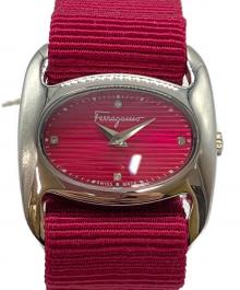 Salvatore Ferragamo（サルヴァトーレ フェラガモ）の古着「腕時計」｜レッド