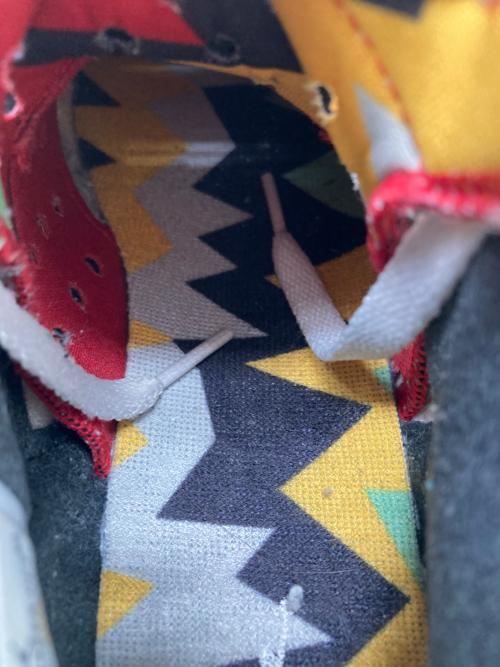 NIKE（ナイキ）NIKE (ナイキ) AIR JORDAN6　RETRO GS ホワイト サイズ:23の古着・服飾アイテム