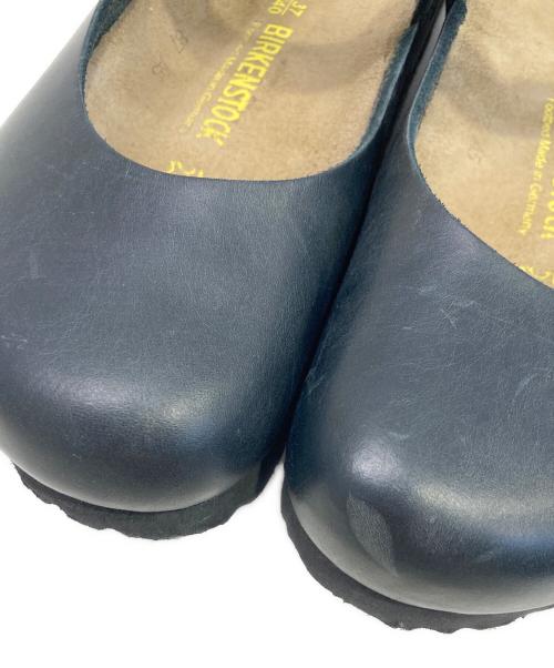 BIRKENSTOCK（ビルケンシュトック）BIRKENSTOCK (ビルケンシュトック) ストラップシューズ ブラック サイズ:37の古着・服飾アイテム