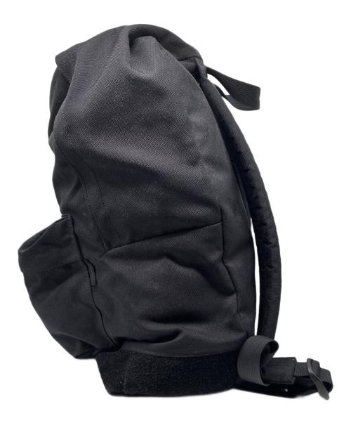 COMOLI（コモリ）COMOLI (コモリ) ナイロンスエードデイパック　J03-07003 ブラックの古着・服飾アイテム