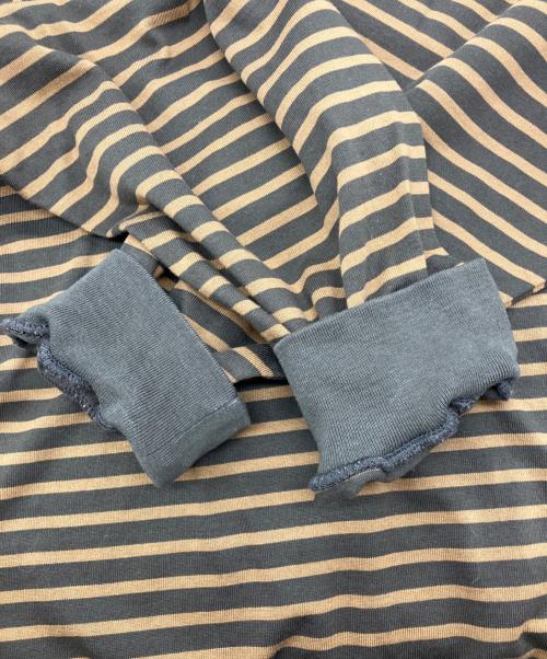 is-ness（イズネス）is-ness (イズネス) BALLOON STRIPES LONG SLEEVE T SHIRT ベージュ×ブラウン サイズ:Mの古着・服飾アイテム