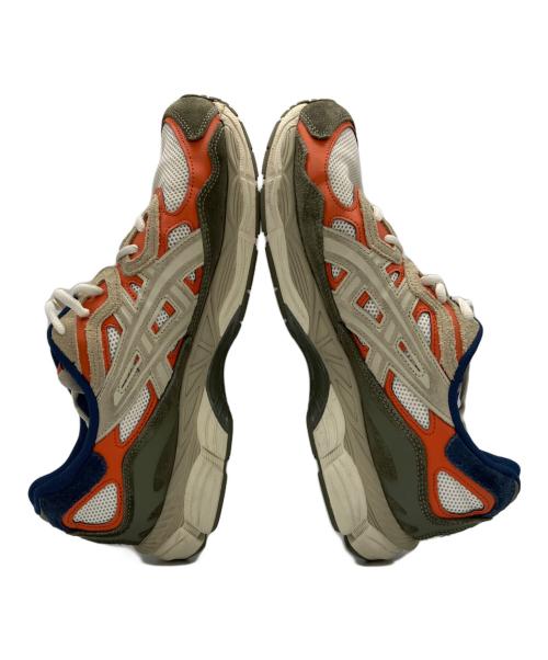 asics（アシックス）asics (アシックス) スニーカー アイボリー×オレンジ サイズ:US11の古着・服飾アイテム