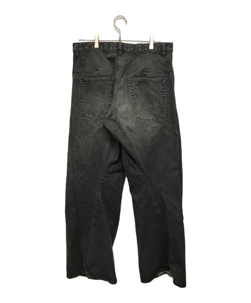 NVRFRGT（ネヴァーフォーゲット）NVRFRGT (ネヴァーフォーゲット) 3Dツイステッドワイドレグジーンズ ブラック サイズ:SIZE 3の古着・服飾アイテム