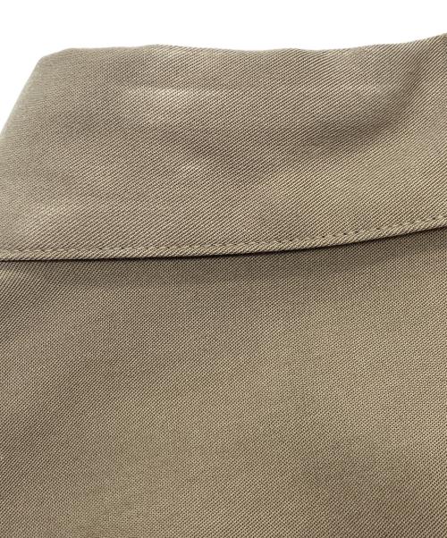 UNDERCOVERISM（アンダーカバーイズム）UNDERCOVERISM (アンダーカバーイズム) 変形ポケットシャツ　	22AW ベージュ サイズ:1の古着・服飾アイテム