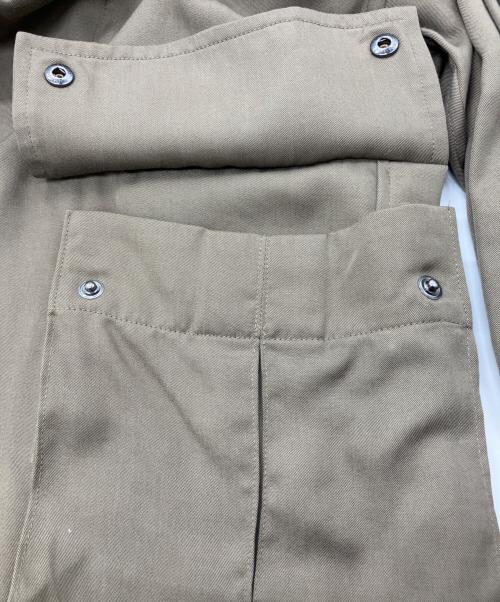 UNDERCOVERISM（アンダーカバーイズム）UNDERCOVERISM (アンダーカバーイズム) 変形ポケットシャツ　	22AW ベージュ サイズ:1の古着・服飾アイテム
