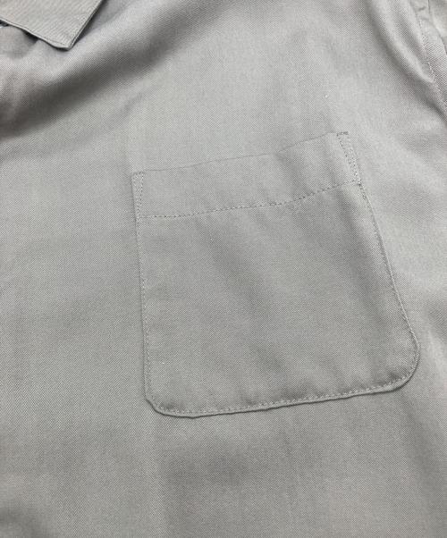 UNDERCOVERISM（アンダーカバーイズム）UNDERCOVERISM (アンダーカバーイズム) 変形ポケットシャツ　	22AW ベージュ サイズ:1の古着・服飾アイテム