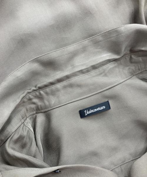 UNDERCOVERISM（アンダーカバーイズム）UNDERCOVERISM (アンダーカバーイズム) 変形ポケットシャツ　	22AW ベージュ サイズ:1の古着・服飾アイテム
