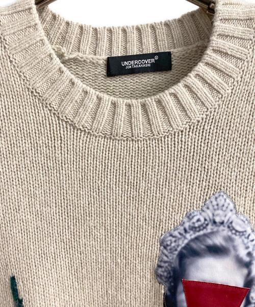 UNDERCOVER（アンダーカバー）UNDERCOVER (アンダーカバー) ッチ ワーク 刺繍 コラージュニット ベージュ×グリーン サイズ:3の古着・服飾アイテム