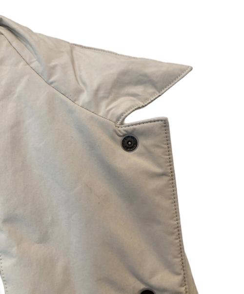 FRAMeWORK（フレームワーク）FRAMeWORK (フレームワーク) 撥水防風ポンチョコート　25020220731140 アイボリー サイズ:38の古着・服飾アイテム