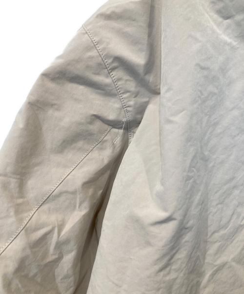 FRAMeWORK（フレームワーク）FRAMeWORK (フレームワーク) 撥水防風ポンチョコート　25020220731140 アイボリー サイズ:38の古着・服飾アイテム