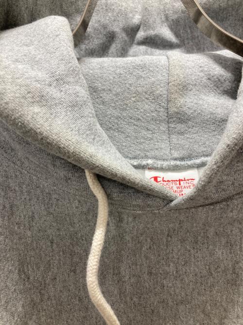 Champion REVERSE WEAVE（チャンピオン リバース ウィーブ）Champion REVERSE WEAVE (チャンピオン リバース ウィーブ) プルオーバーパーカー グレー サイズ:Mの古着・服飾アイテム