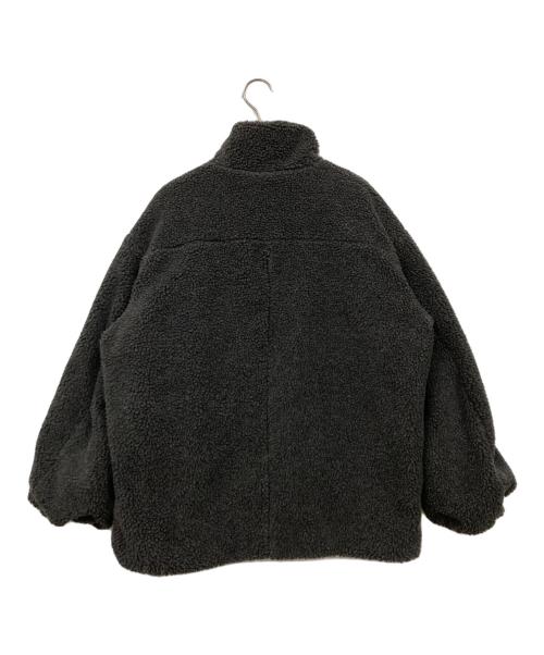 TAION（タイオン）TAION (タイオン) UNFILO (アンフィーロ) リバーシブルボアダウン グレー サイズ:Mの古着・服飾アイテム