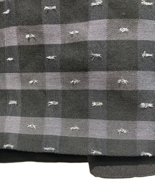BEARDSLEY（ビアズリー）BEARDSLEY (ビアズリー) 先染めチェックタックスカート ブラック サイズ:Freeの古着・服飾アイテム