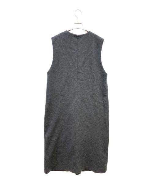 23区（ニジュウサンク）23区 (ニジュウサンク) ウールミルドジャージー ボックスタック ジャンパースカート グレー サイズ:40 未使用品の古着・服飾アイテム