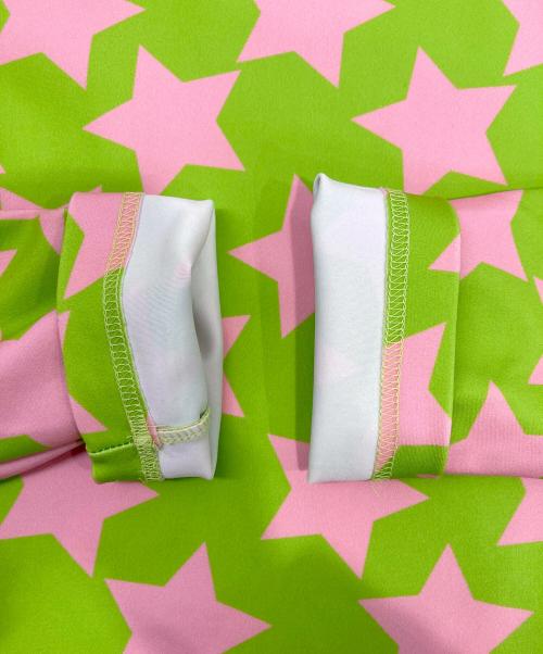 TENDER PERSON（テンダ―パーソン）TENDER PERSON (テンダ―パーソン) 星柄ハイネックカットソー グリーン サイズ:4の古着・服飾アイテム