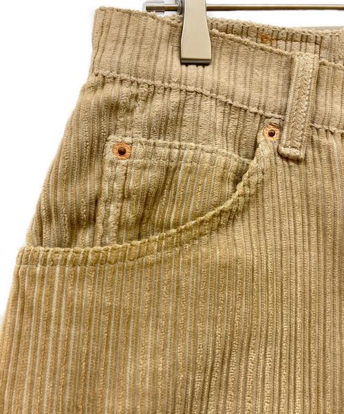 LEVI'S（リーバイス）LEVI'S (リーバイス) 565コーデュロイハーフパンツ ベージュ サイズ:SIZE 73.5cm (W29)の古着・服飾アイテム