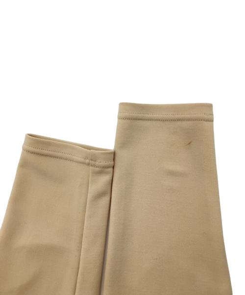 FOXEY NEWYORK（フォクシーニューヨーク）FOXEY NEWYORK (フォクシーニューヨーク) ジップパーカー ベージュ サイズ:SIZE38の古着・服飾アイテム