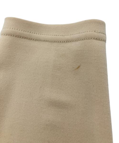 FOXEY NEWYORK（フォクシーニューヨーク）FOXEY NEWYORK (フォクシーニューヨーク) ジップパーカー ベージュ サイズ:SIZE38の古着・服飾アイテム