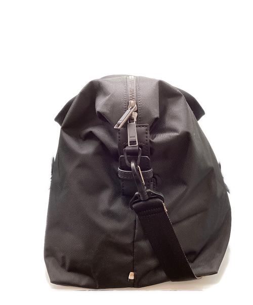 BOSS（ボス）BOSS (ボス) コントラストロゴホールドオールデタッチャブルストラップ ブラックの古着・服飾アイテム