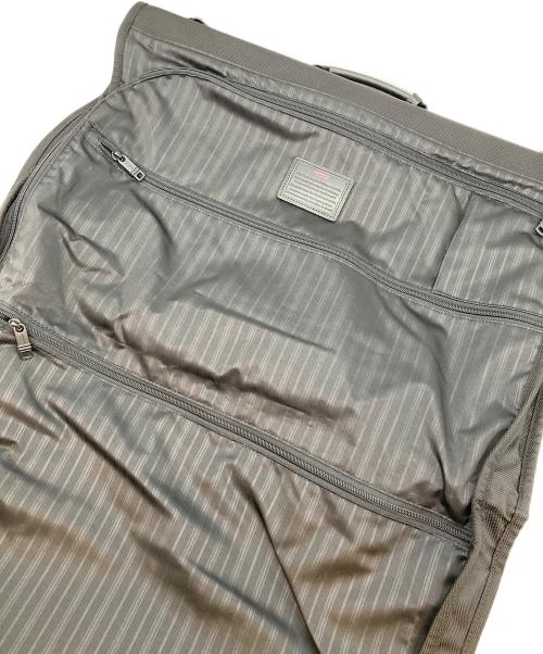 TUMI（トゥミ）TUMI (トゥミ) ALPHA トライフォールド キャリーオン ガーメントバッグの古着・服飾アイテム