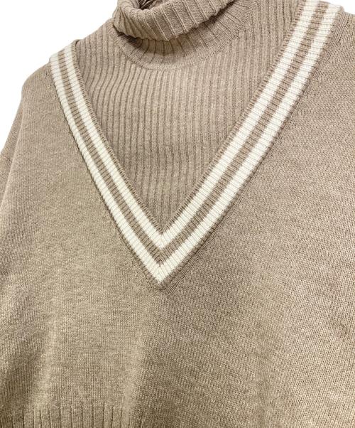 F/CE.（エフシーイー）F/CE. (エフシーイー) V AND HIGH NECK SWEATER ハイネック　Ｖネック　レイヤード ベージュ サイズ:Freeの古着・服飾アイテム