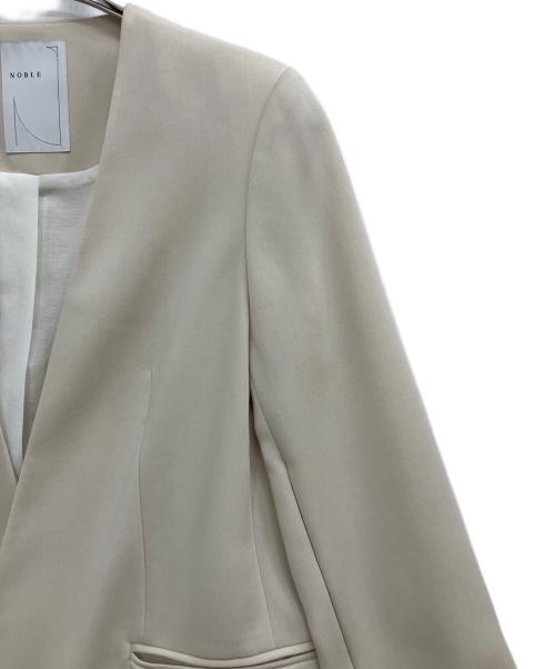 Noble（ノーブル）Noble (ノーブル) スリーブスリットケープジャケット アイボリー サイズ:36の古着・服飾アイテム