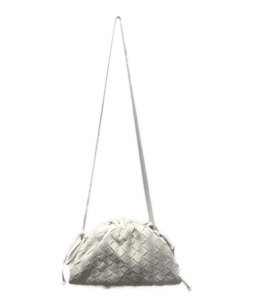 BOTTEGA VENETA（ボッテガベネタ）BOTTEGA VENETA (ボッテガベネタ) THE MINI POUCH BAG ホワイトの古着・服飾アイテム