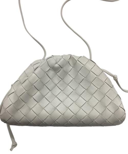 BOTTEGA VENETA（ボッテガベネタ）BOTTEGA VENETA (ボッテガベネタ) THE MINI POUCH BAG ホワイトの古着・服飾アイテム