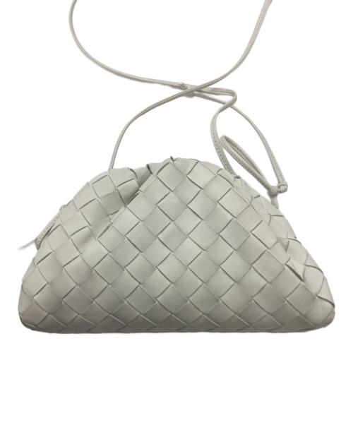 BOTTEGA VENETA（ボッテガベネタ）BOTTEGA VENETA (ボッテガベネタ) THE MINI POUCH BAG ホワイトの古着・服飾アイテム