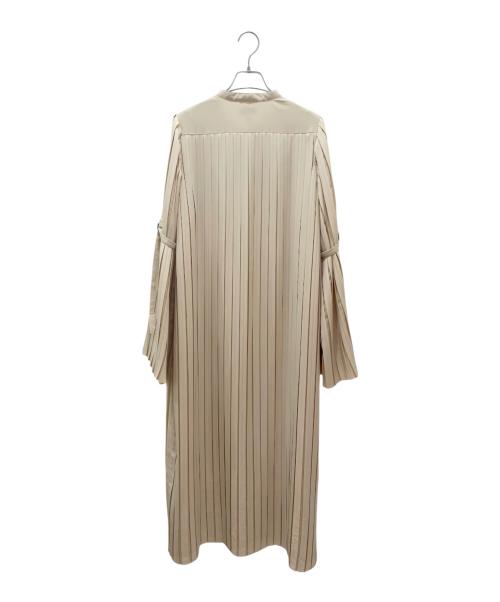 HYKE（ハイク）HYKE (ハイク) TAFFETA PLEATED DRESS ベージュ サイズ:1の古着・服飾アイテム