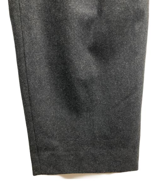 I'm in（アイムイン）I'm in (アイムイン) 3Dポケットウールパンツ グレー サイズ:Lの古着・服飾アイテム