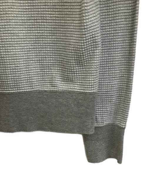 Thom Browne（トムブラウン）Thom Browne (トムブラウン) ワッフルポケットカーディガン グレー サイズ:00の古着・服飾アイテム