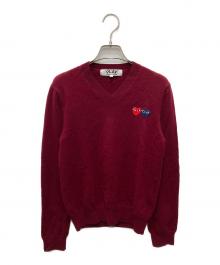PLAY COMME des GARCONS（プレイコムデギャルソン）の古着「WハートワッペンVネックニット」｜レッド
