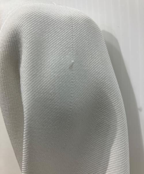 BEIGE（ベイジ）BEIGE (ベイジ) LUIZA / ノーカラージャケット　JKCWGS0701 ホワイト サイズ:4の古着・服飾アイテム