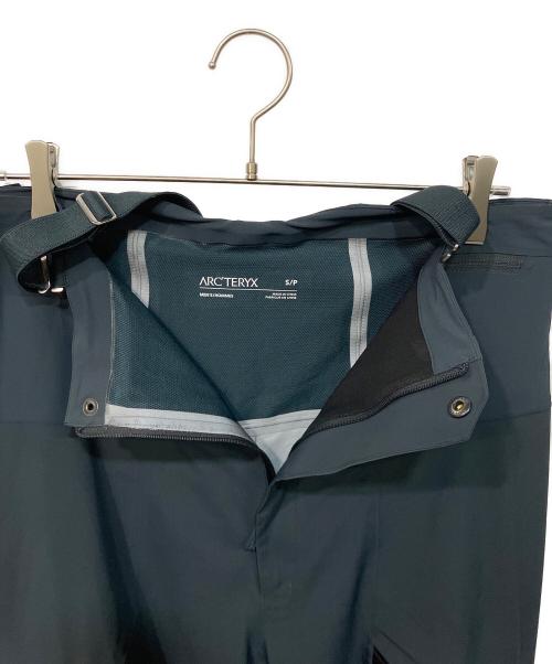 ARC'TERYX（アークテリクス）ARC'TERYX (アークテリクス) トレッキングボトム(ラッシュLTパンツ) グレー サイズ:SIZE Sの古着・服飾アイテム