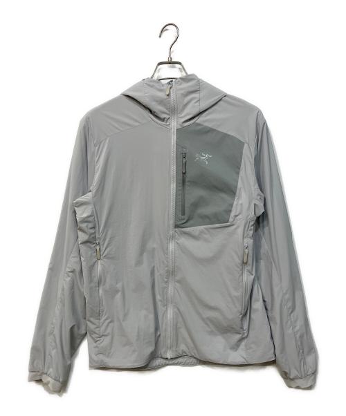 ARC'TERYX（アークテリクス）ARC'TERYX (アークテリクス) 	プロトンライトウエイトフーディ ライトグレー サイズ:SIZE　Mの古着・服飾アイテム